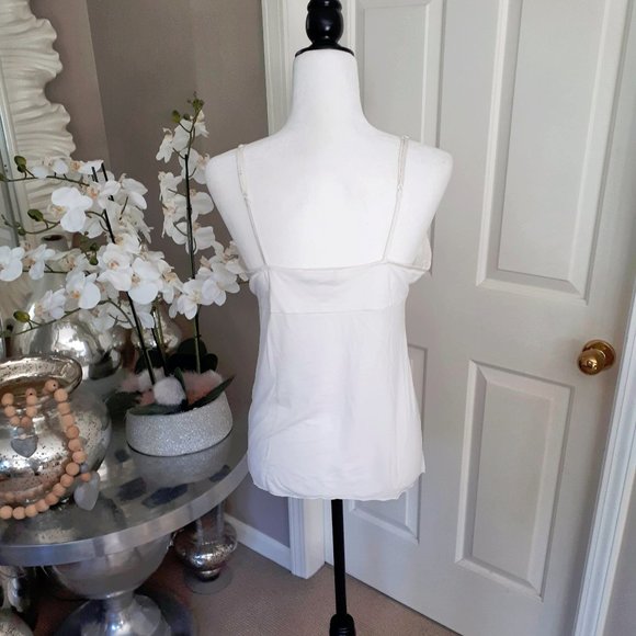 "Charmed!" Bundle x2 - Banana Republic & Serin sequin beaded tank tops - Picture 11 of 11
